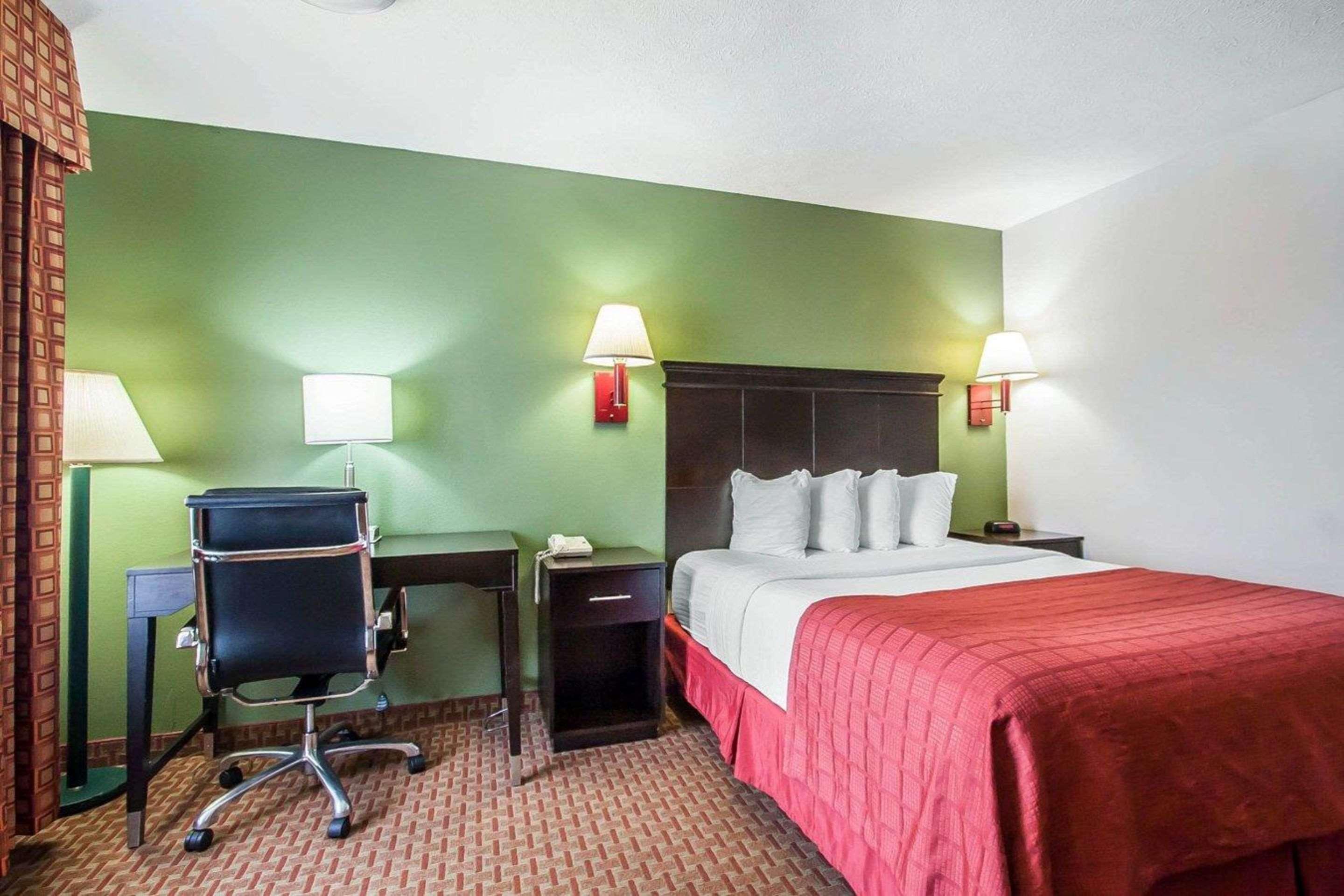 Quality Inn Savannah South Экстерьер фото