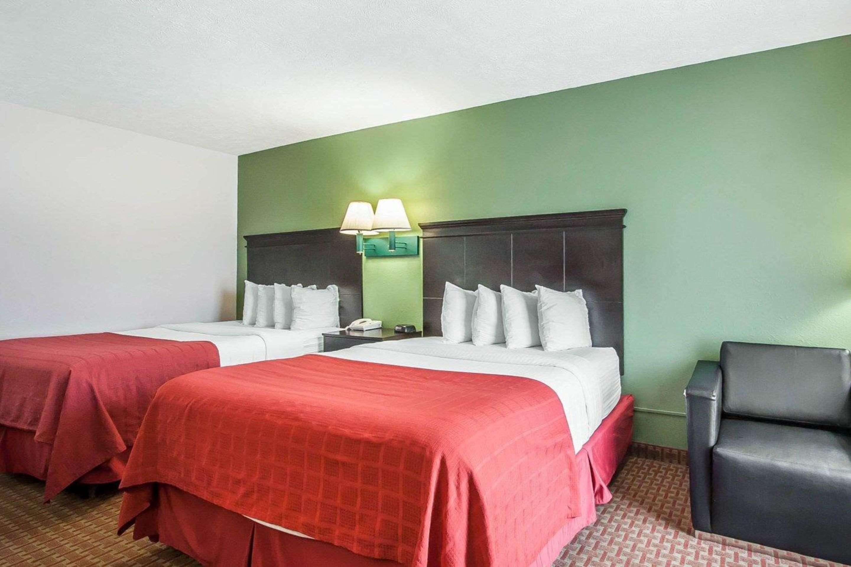Quality Inn Savannah South Экстерьер фото