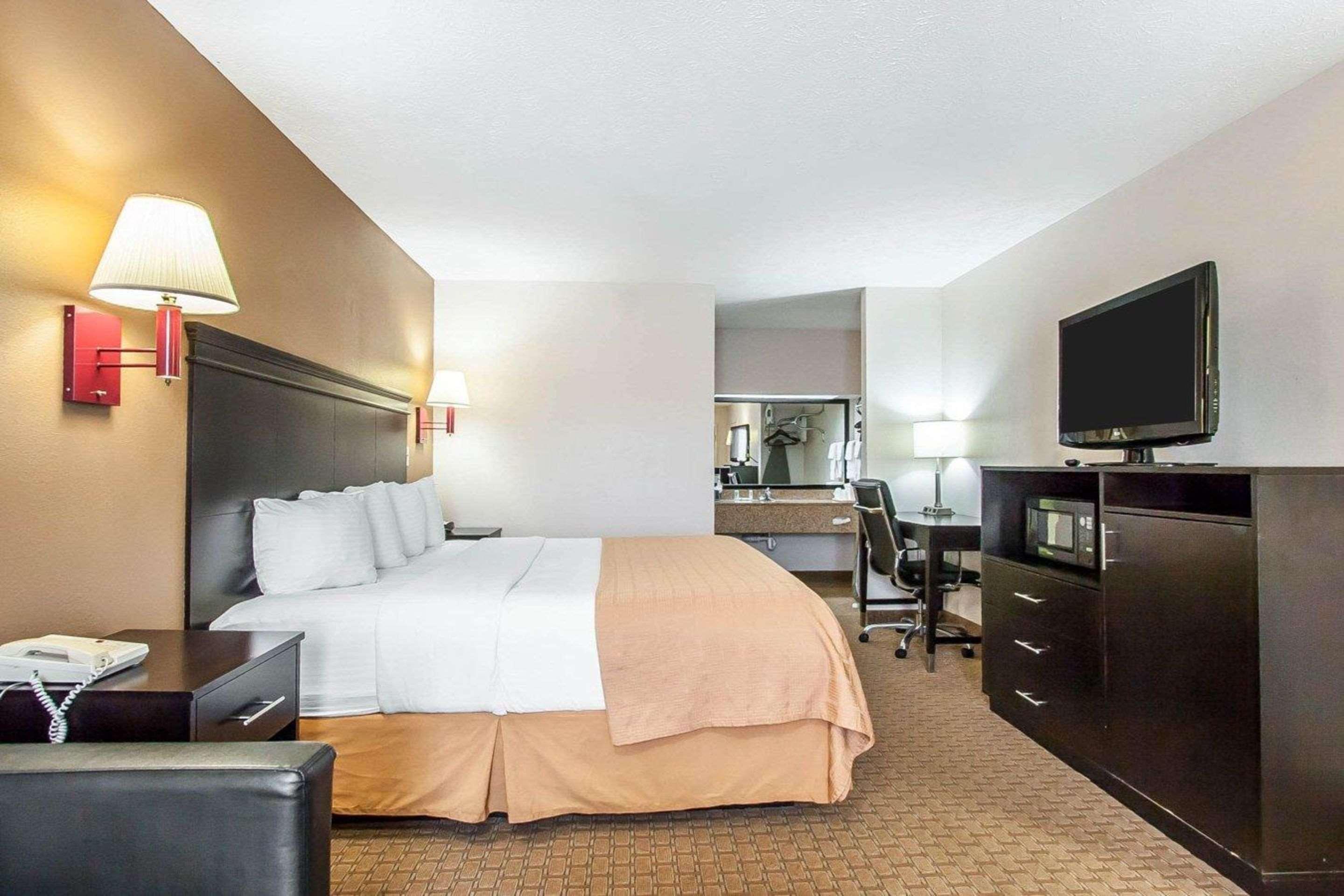 Quality Inn Savannah South Экстерьер фото