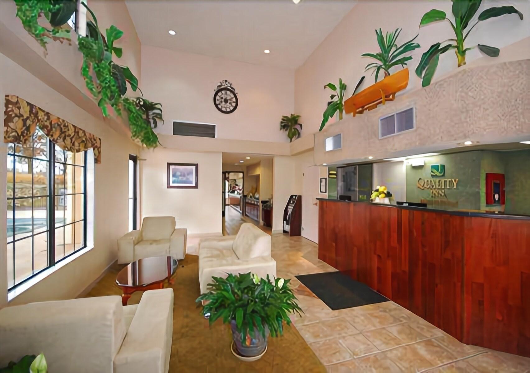 Quality Inn Savannah South Экстерьер фото
